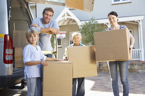 Local Hampton moving support for furniture transport